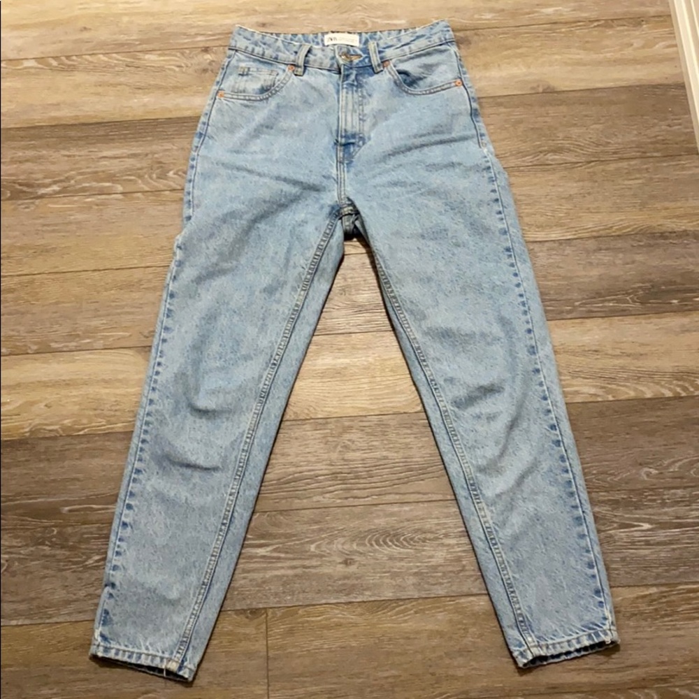 ZARA MOM JEANS SZ 2